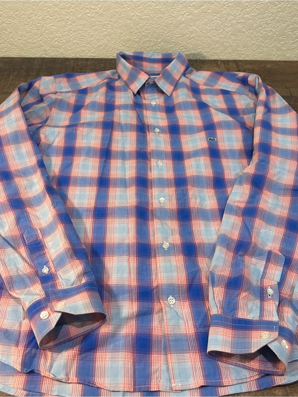 Lacoste L!ve Men’s Blue and Pink Plaid Skinny Fit Button-Down Shirt 44